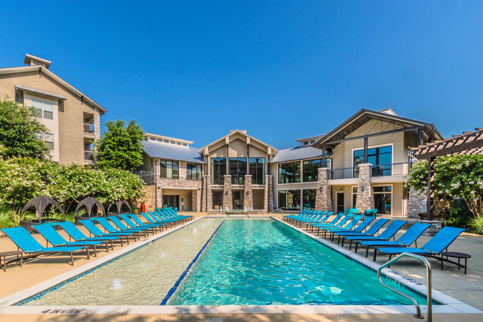 Trails at Creekside Apartments in Allen, TX